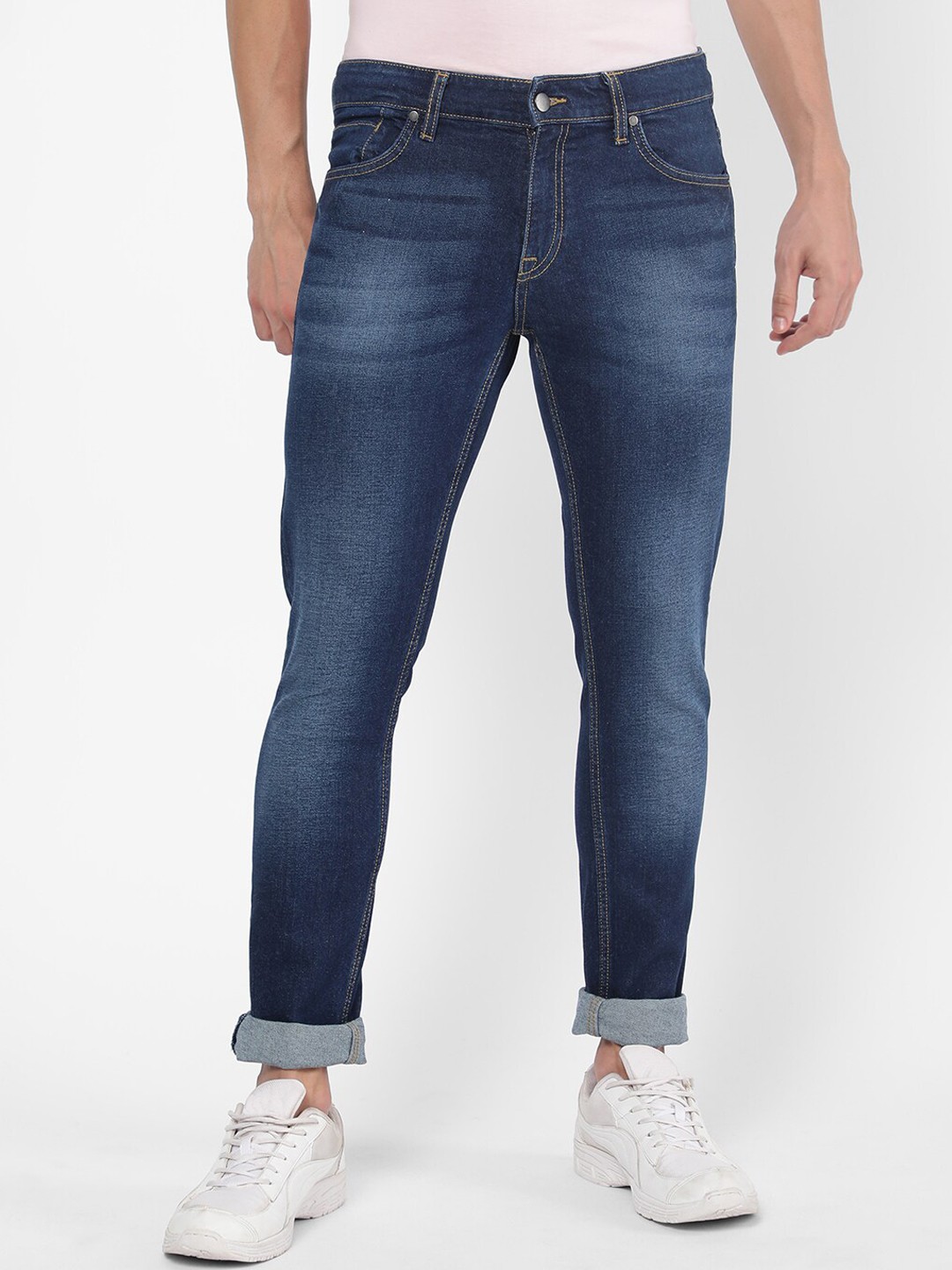 

R&B Men Blue Slim Fit Light Fade Jeans