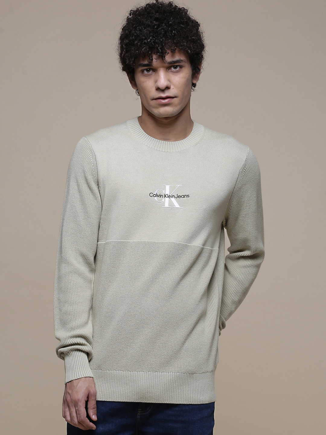 

Calvin Klein Jeans Men Beige Brand Logo Embroidered Pullover Sweater