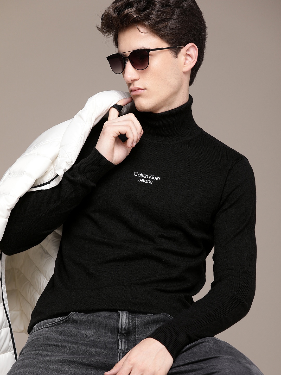 

Calvin Klein Jeans Men Black Pullover