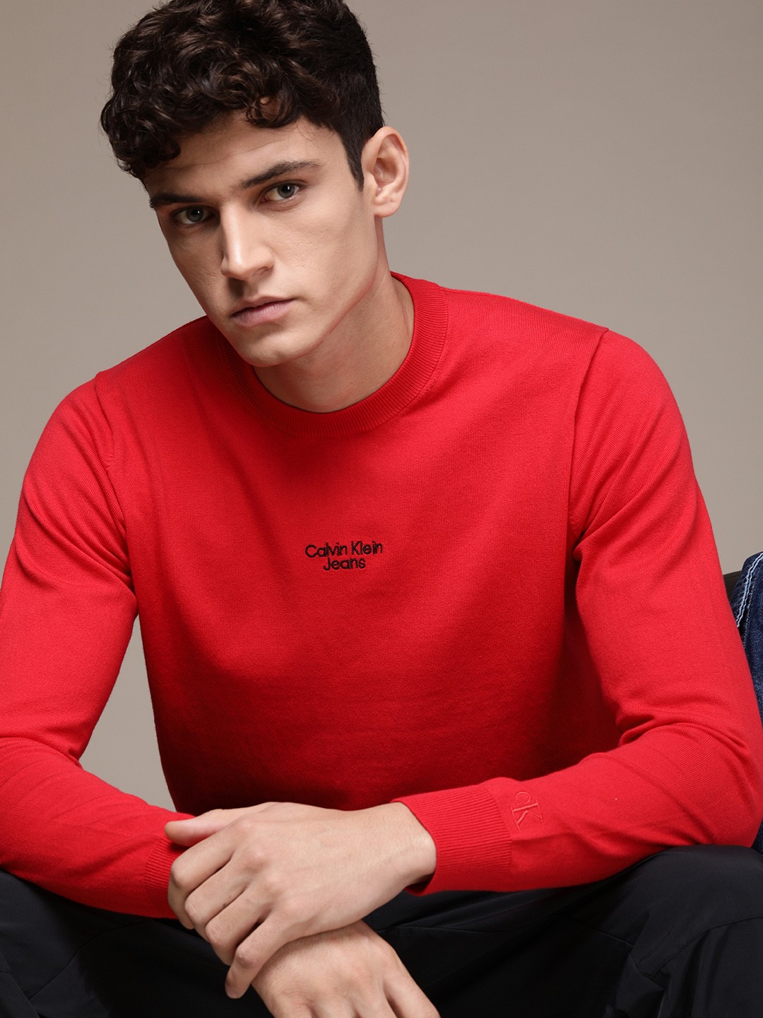 

Calvin Klein Jeans Men Red Brand Logo Embroidered Pullover Sweater