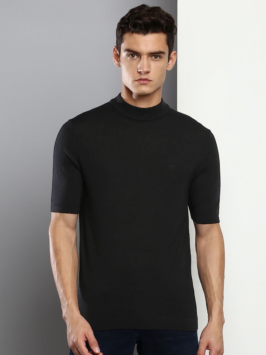 

Calvin Klein Jeans Men Black Mock Collar Pullover Sweaters