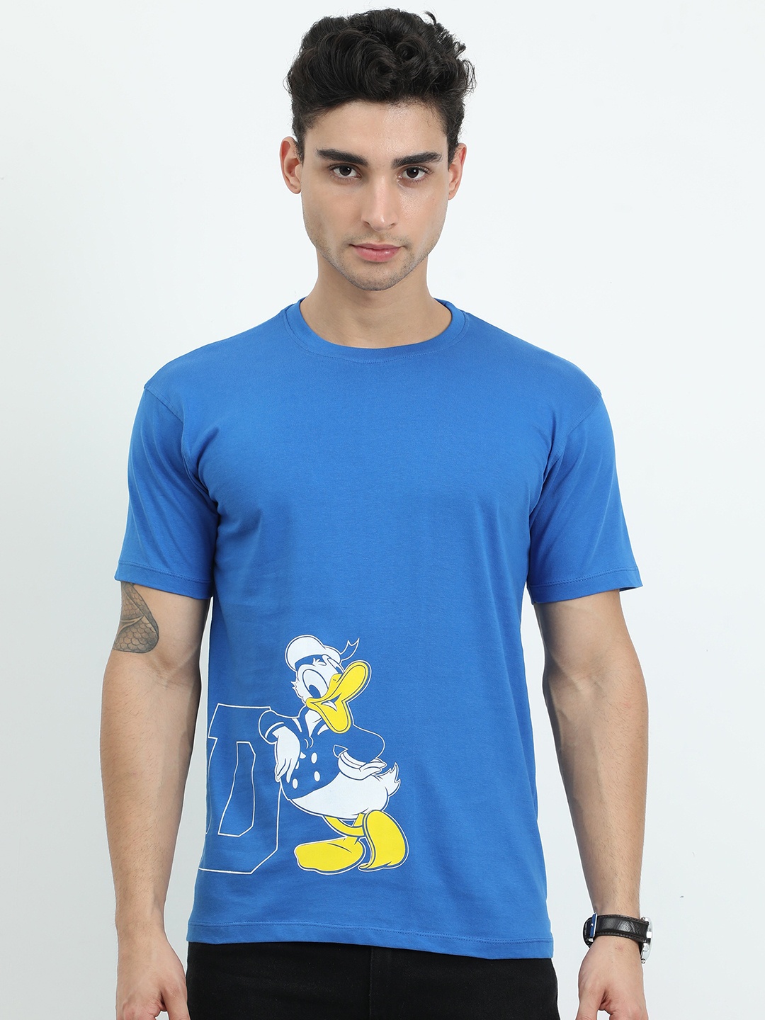 

COOFT Men Blue Donald Duck Printed Pure Cotton Applique T-shirt