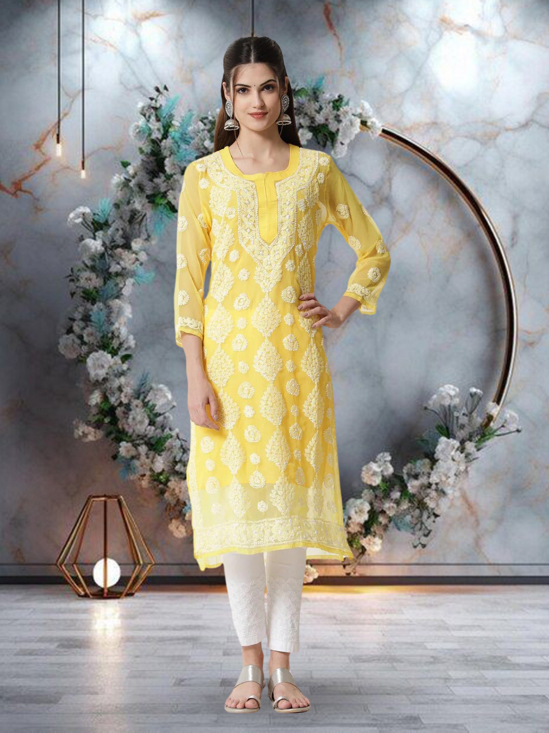 

PARAMOUNT CHIKAN Women Yellow Floral Embroidered Chikankari Floral Georgette Kurta