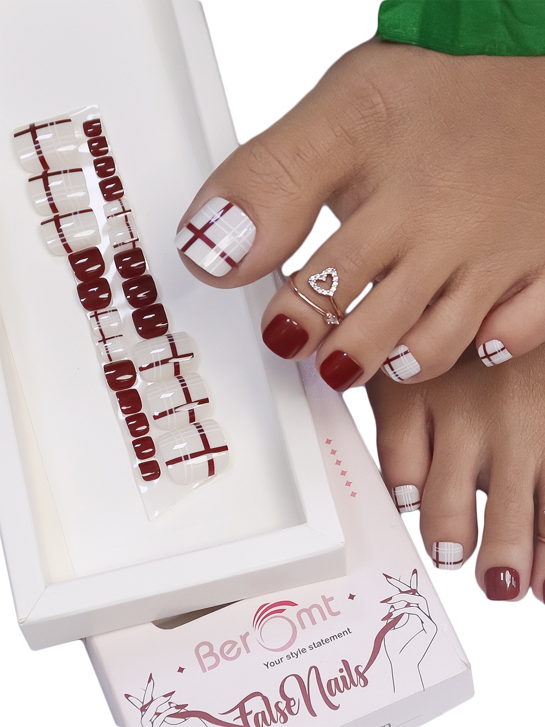 

BEROMT 24 Pcs Long-Lasting Reusable Lightweight Salon Finish Press on Toe Nail Tips - 225, White