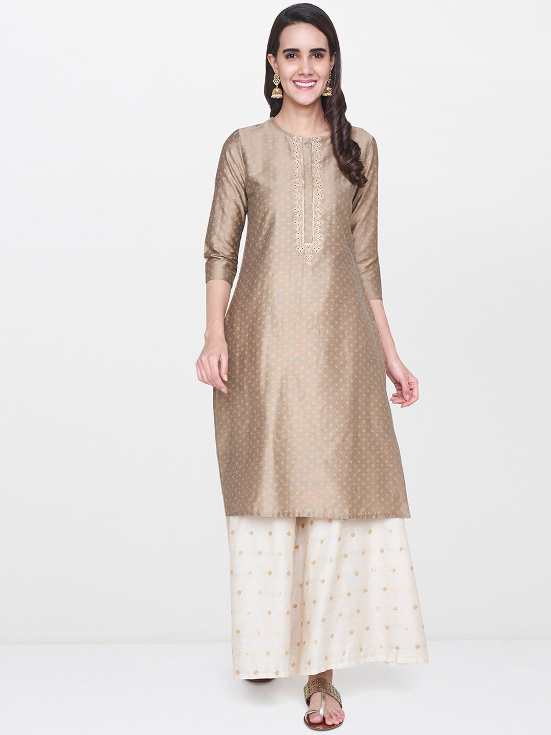 

Global Desi Women Beige Geometric Kurta