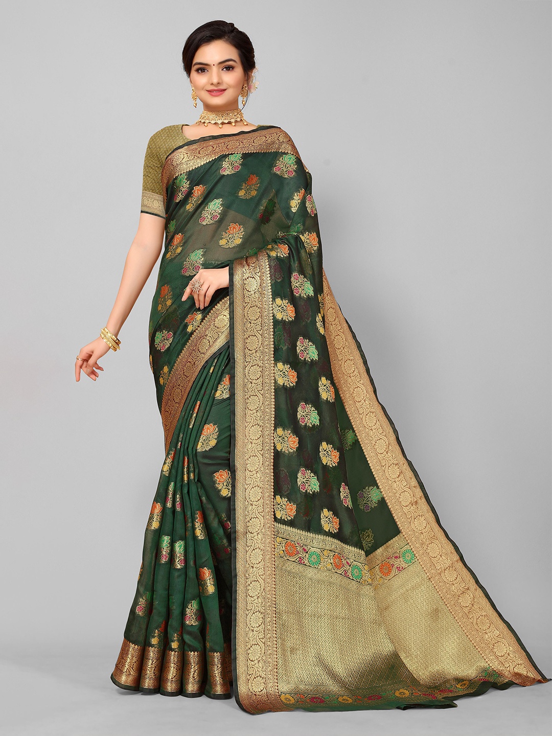 

Mitera Green & Gold-Toned Woven Design Organza Saree