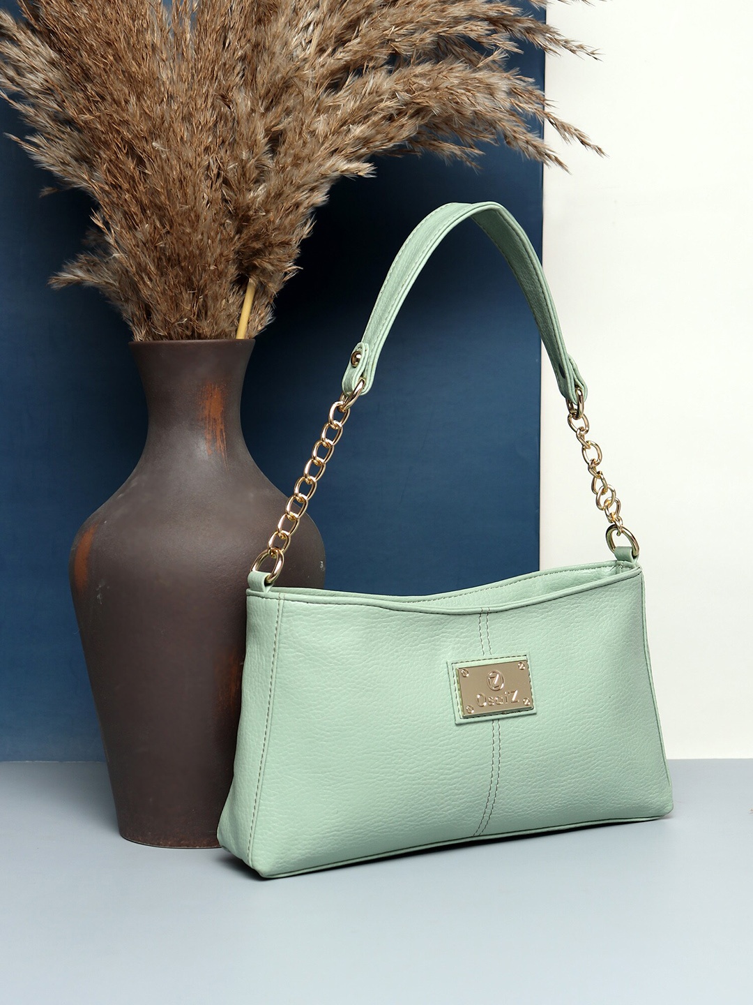

OsaiZ Green PU Structured Handheld Bag with Applique