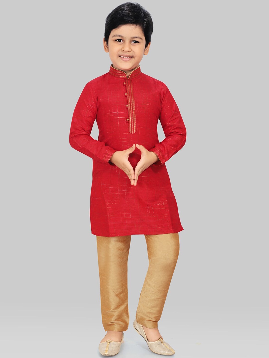 

SALWAR STUDIO Boys Maroon Panelled Kurti with Churidar