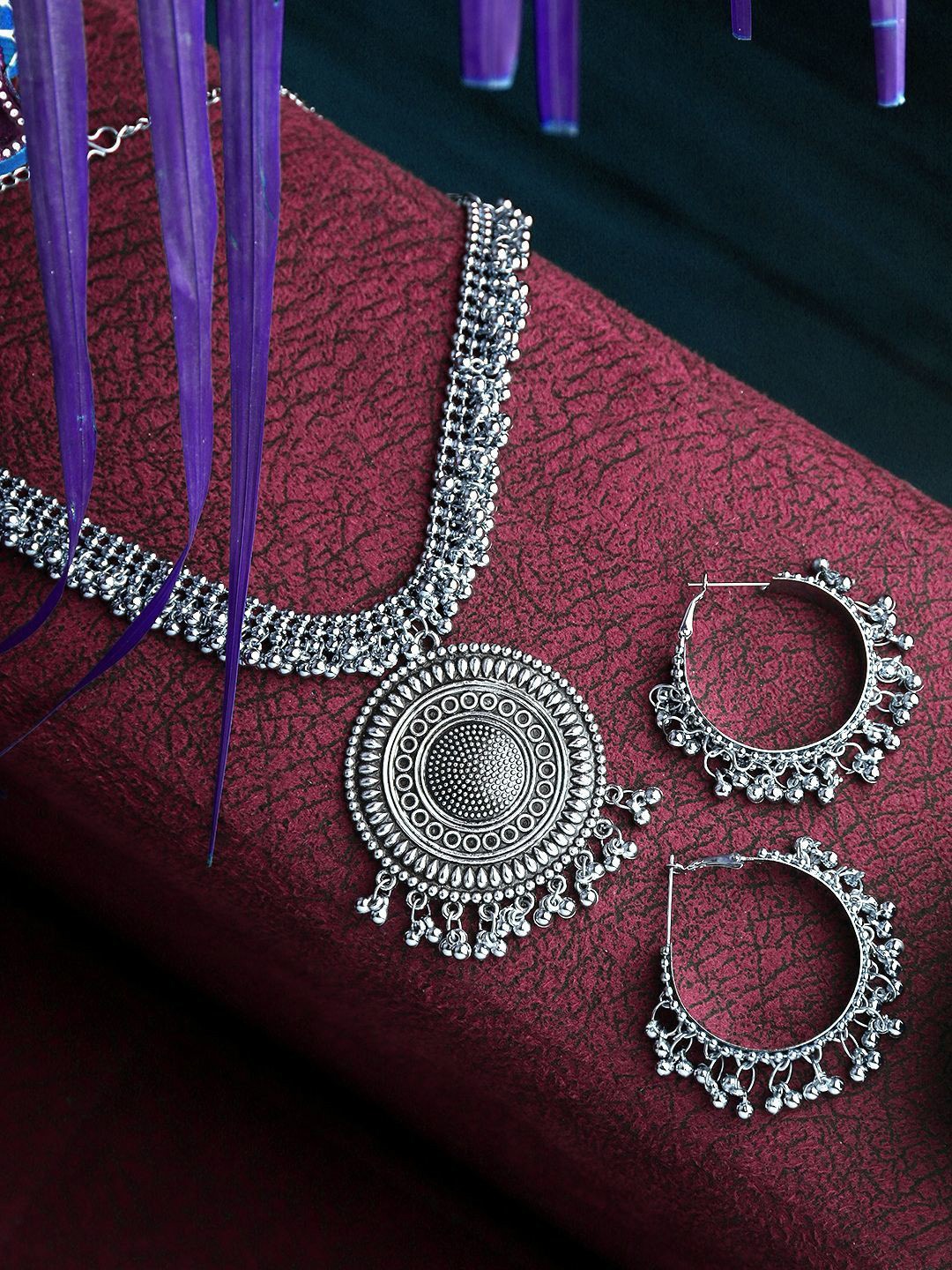 

CARDINAL Silver-Toned Oxidized Long Jewellery Set