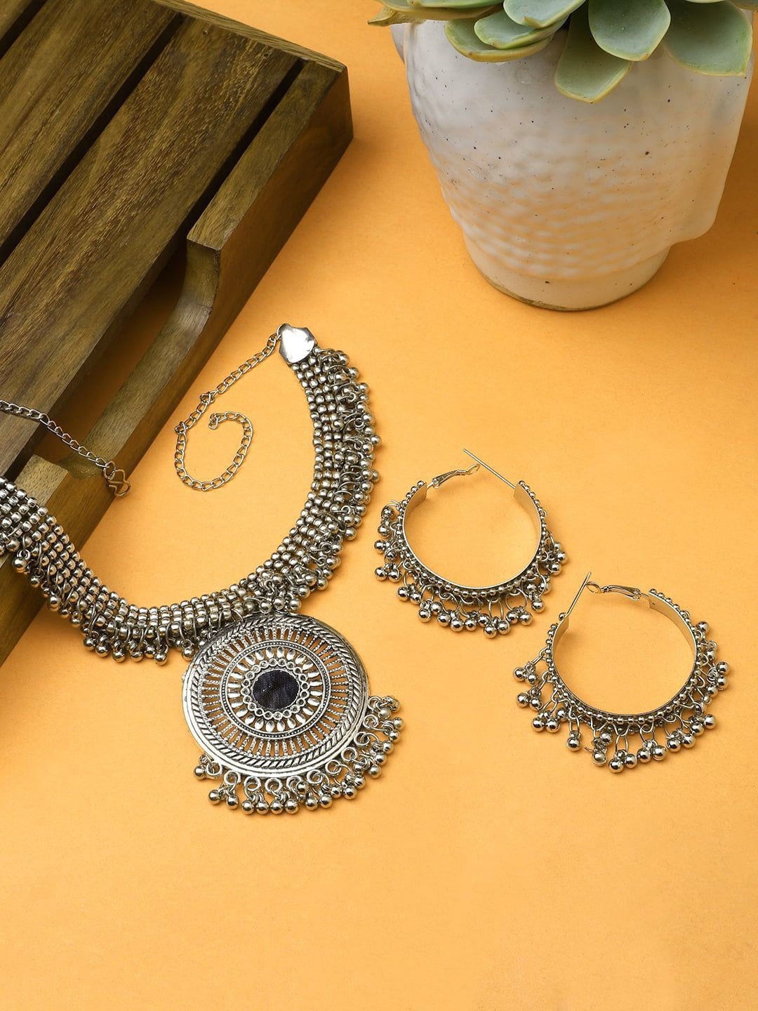

CARDINAL Oxidized Silver-Toned Long Jewellery Set