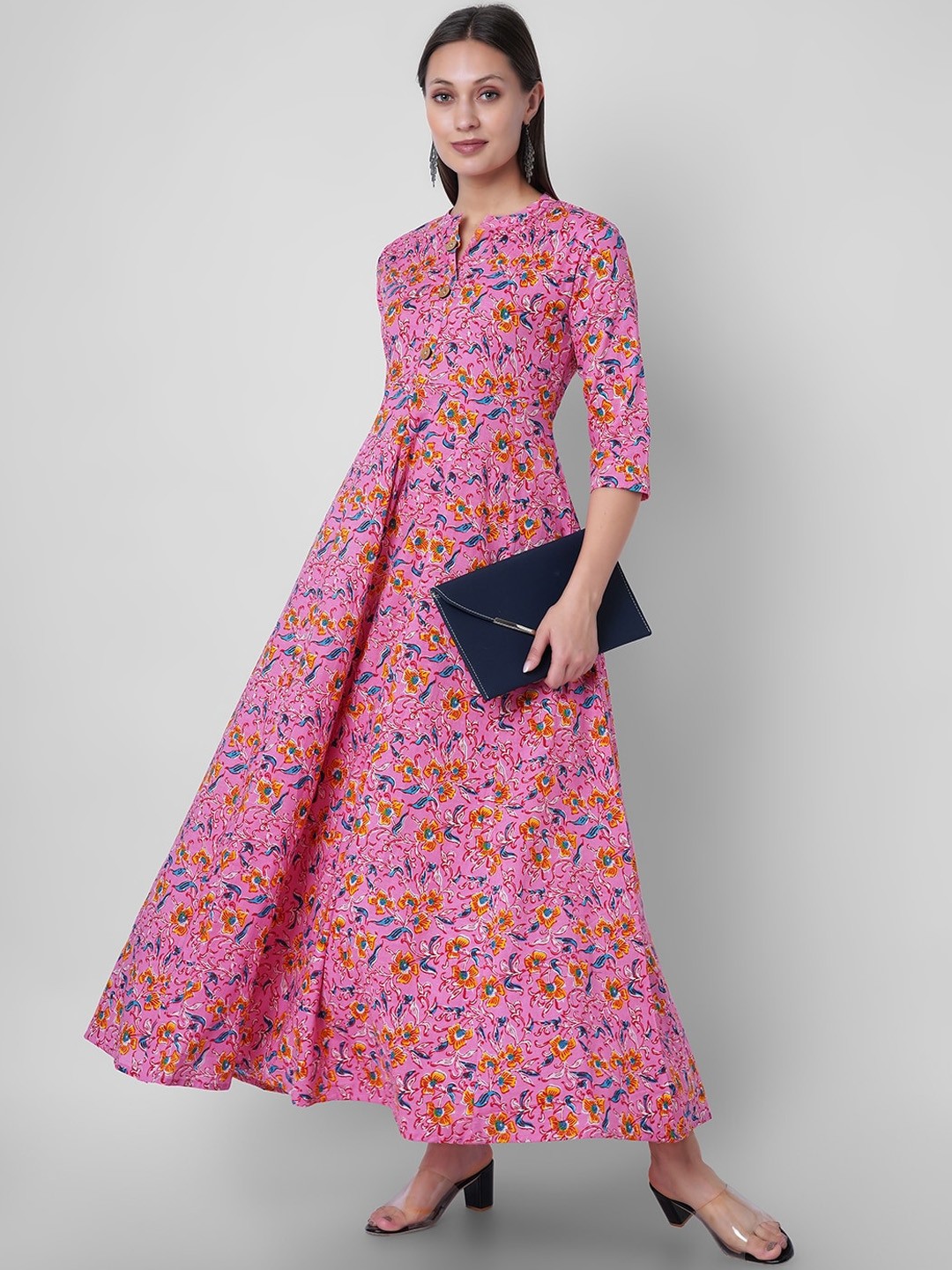 

Sanganeri Kurti Women Pink Floral Printed Thread Work Anarkali Kurta