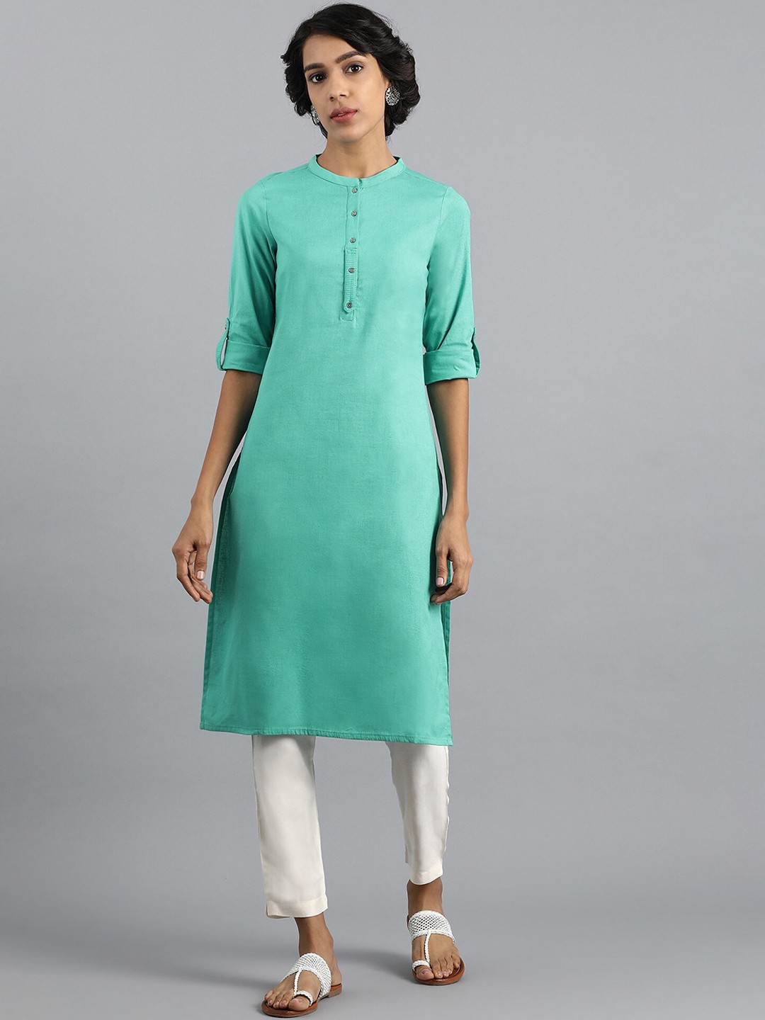 

W Women Blue Thread Work Kurta