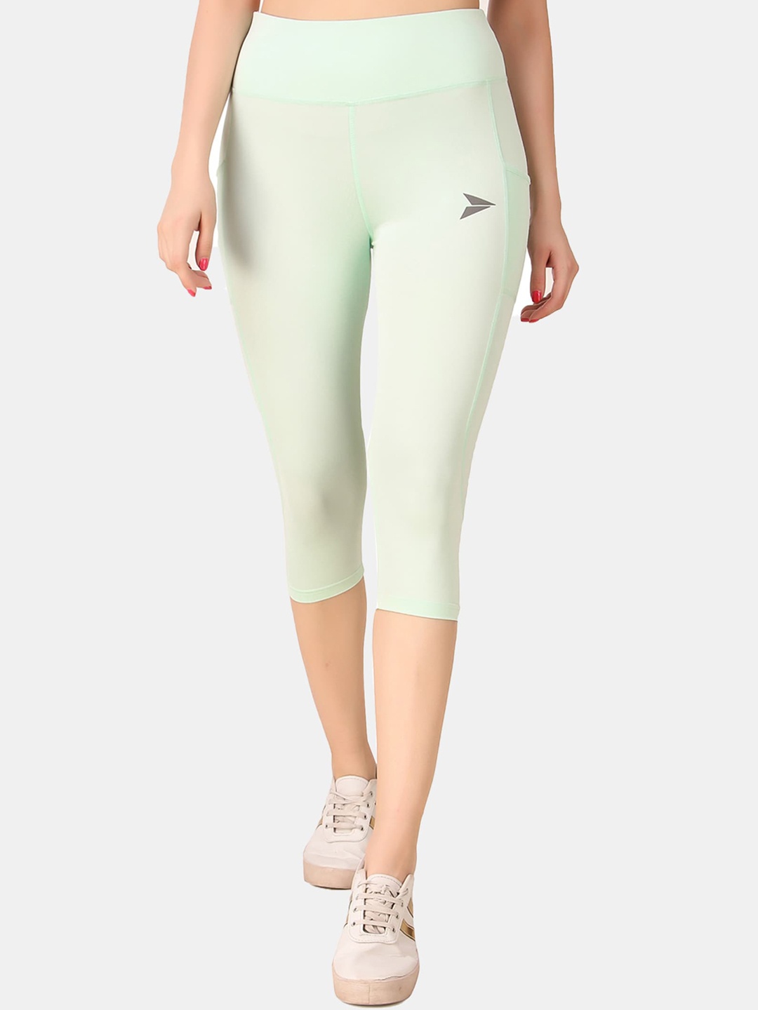

FITINC Women Green Capris