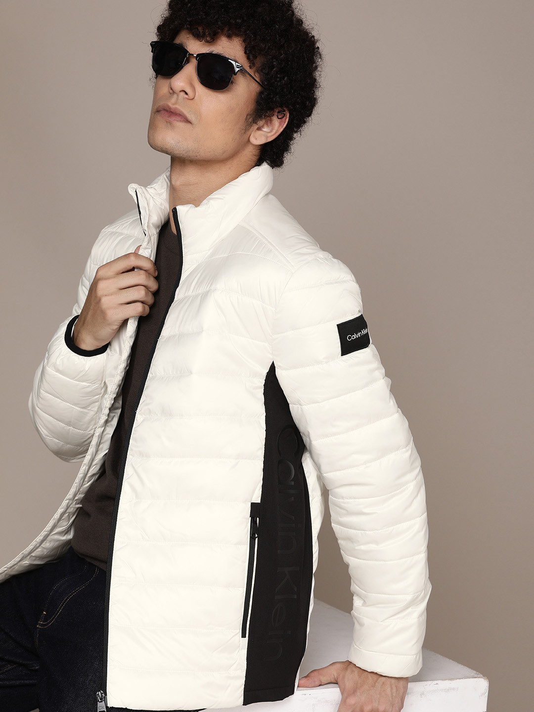 

Calvin Klein Jeans Men Off White Solid Lightweight Insulation Made Quilted Jacket