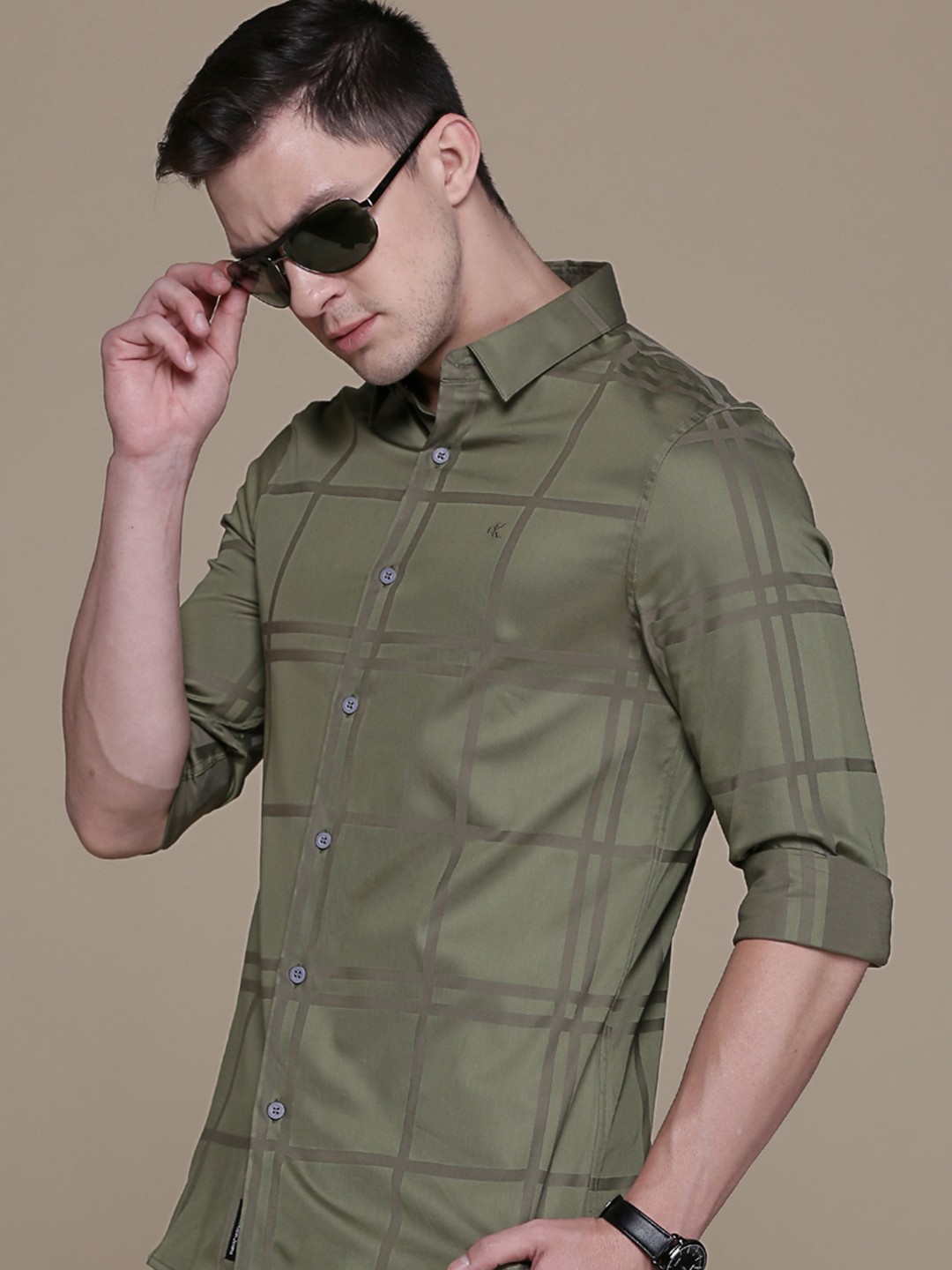 

Calvin Klein Jeans Men Olive Green Checked Casual Shirt