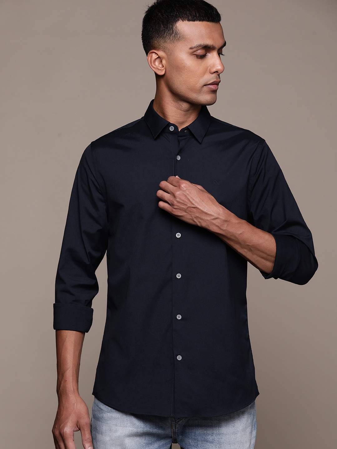 

Calvin Klein Jeans Men Navy Blue Smart Slim Fit Casual Shirt