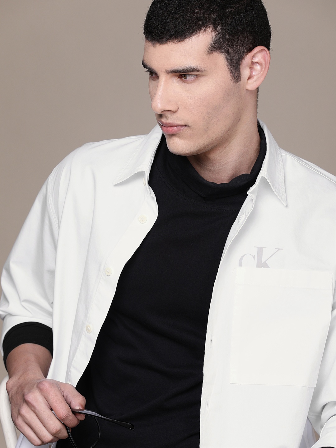 

Calvin Klein Jeans Men White Comfort Boxy Fit Brand Logo Printed Pure Cotton Casual Shirt
