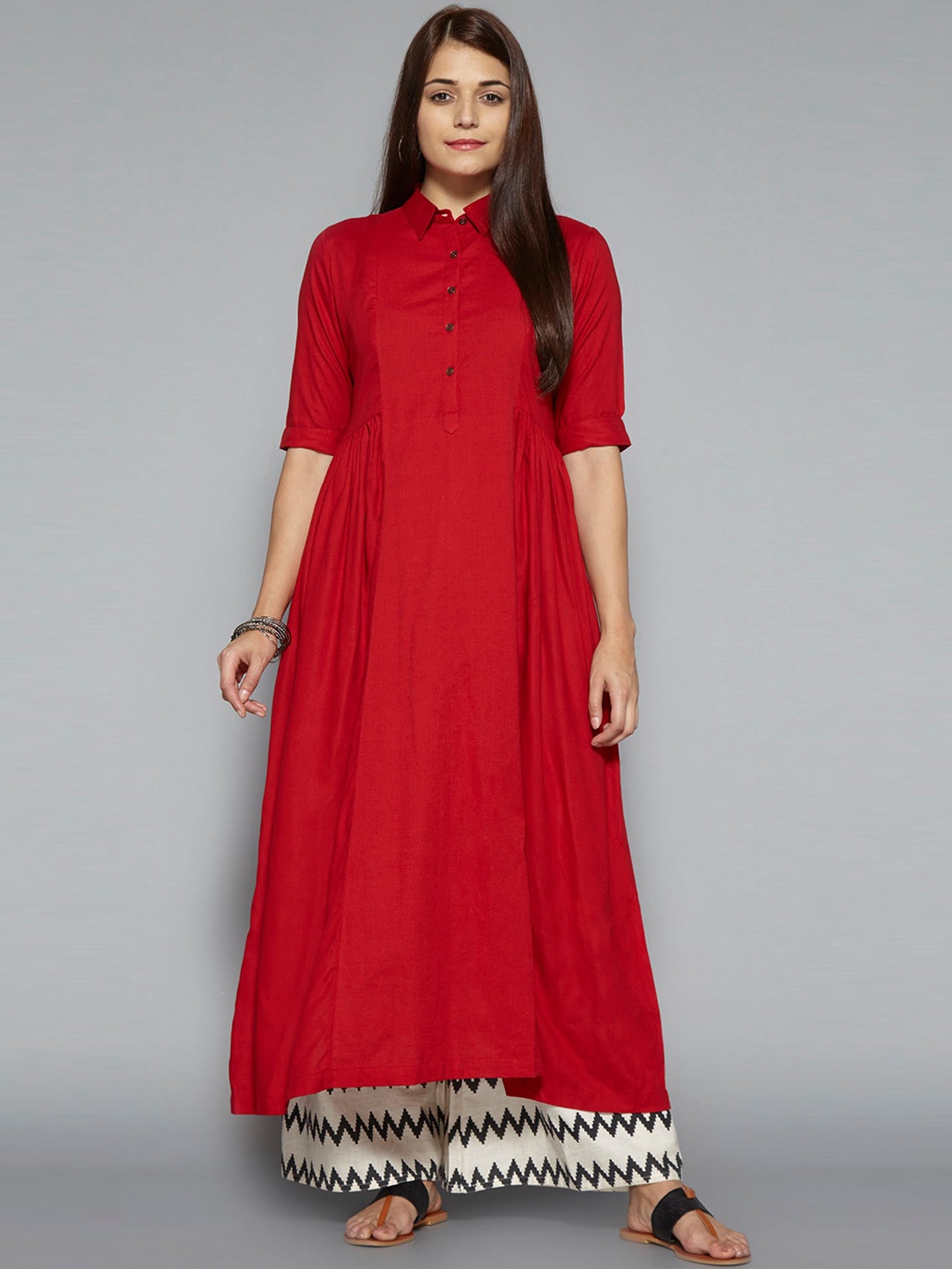 

Pistaa Women Red Kurta