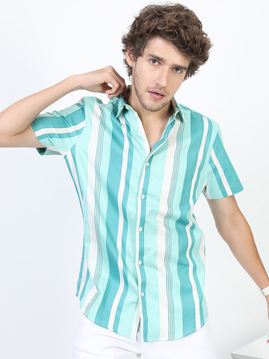 

HIGHLANDER Men Green Slim Fit Striped Casual Shirt