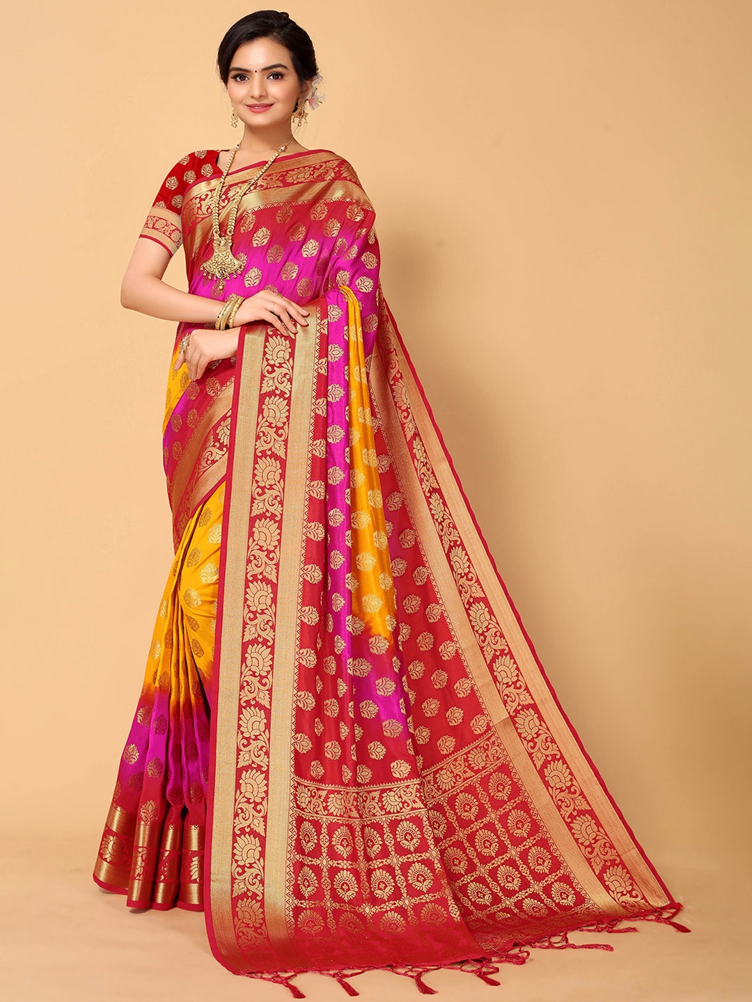 

all about you Pink & Gold-Toned Woven Design Zari Silk Blend Kanjeevaram Saree