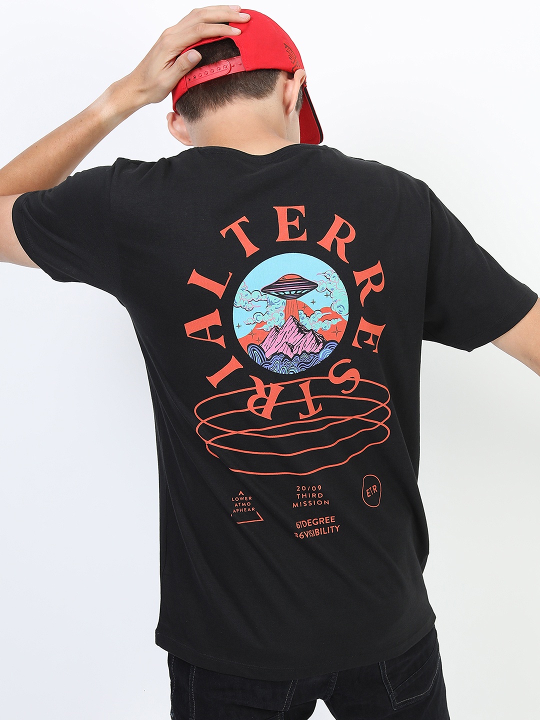 

KETCH Men Black Typography Printed Applique Slim Fit T-shirt