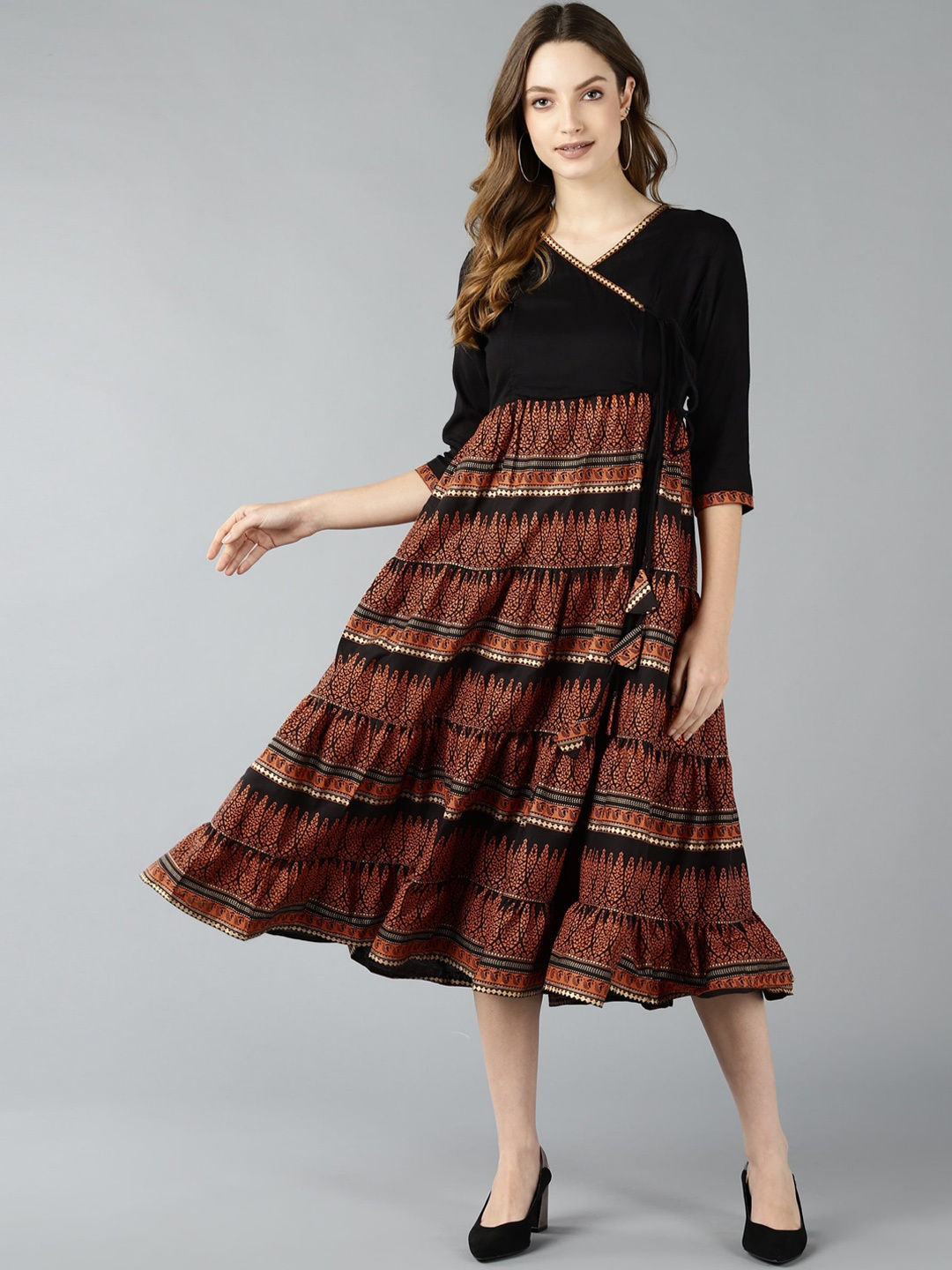 

ZNX Clothing Women Black Ethnic Motifs Embellished Anarkali Kurta