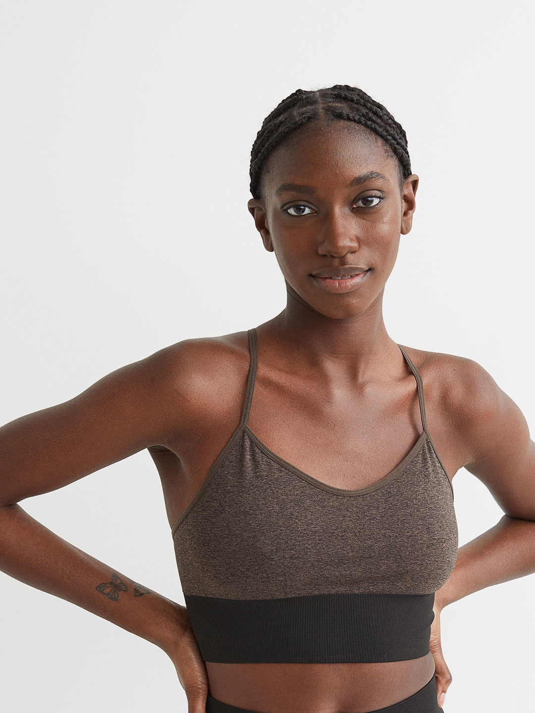 

H&M Women Brown Seamless Light support Sports bra