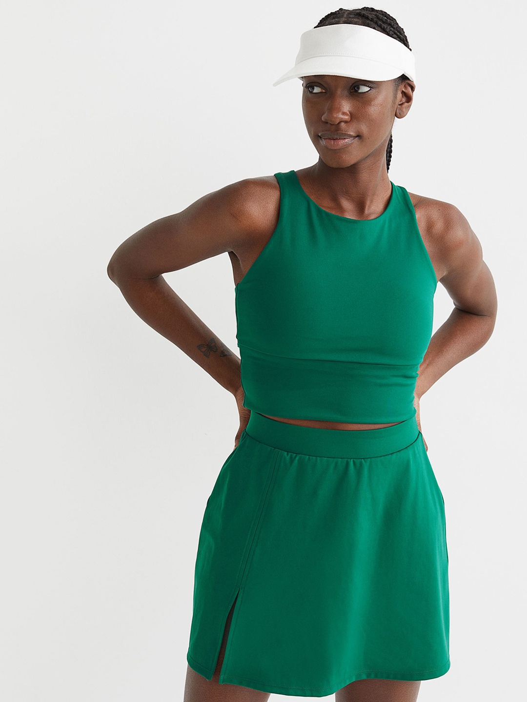 

H&M Women Green Solid Tennis Skirts