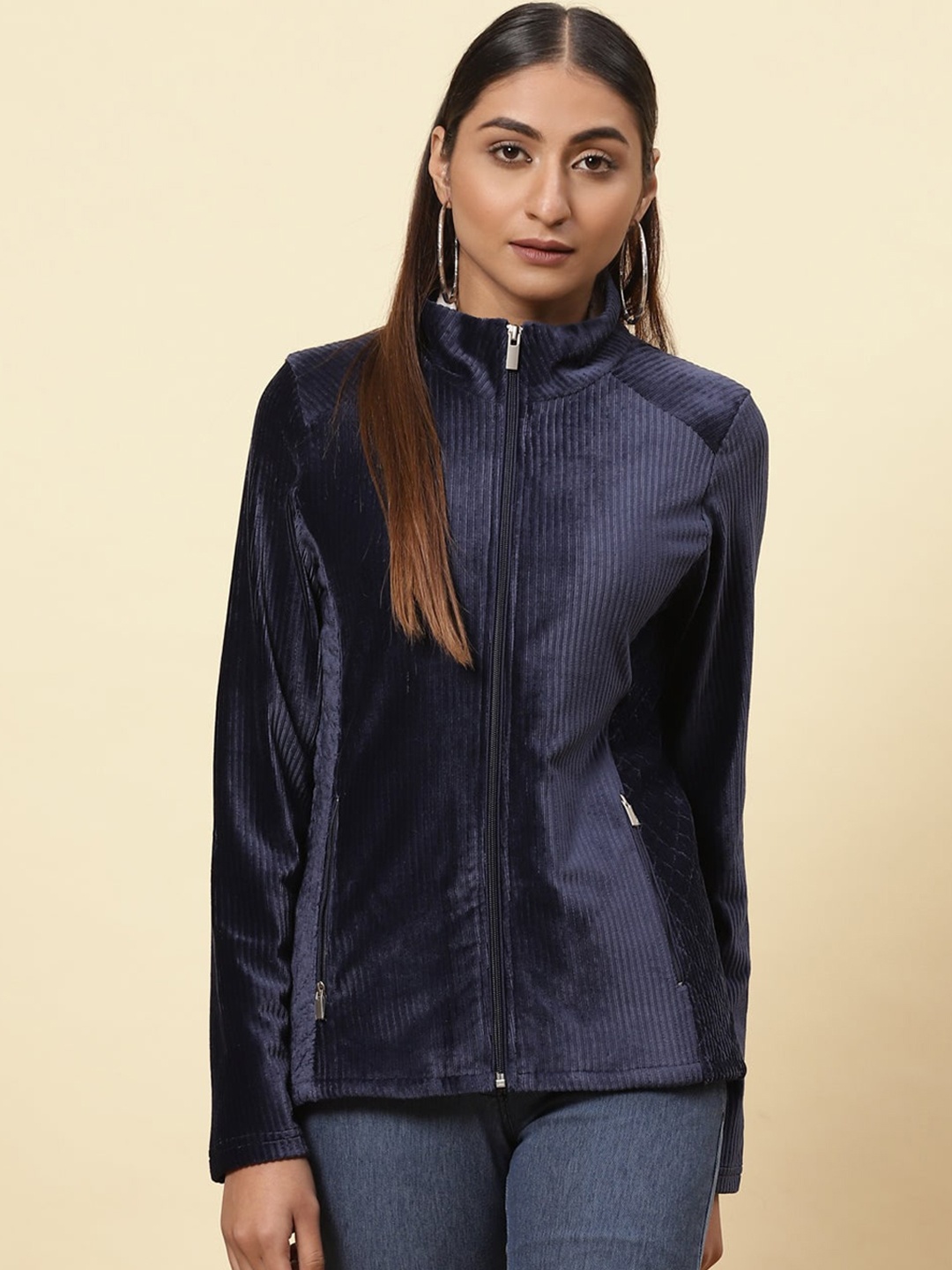 

Lakshita Women Blue Fleece Crop Tailored Jacket