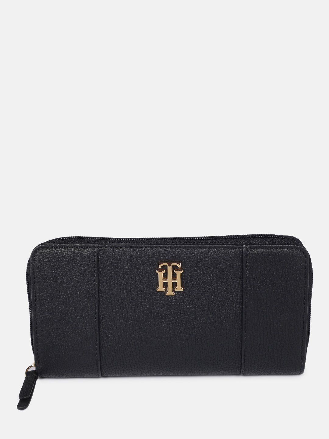 

Tommy Hilfiger Women Black Textured PU Zip Around Wallet