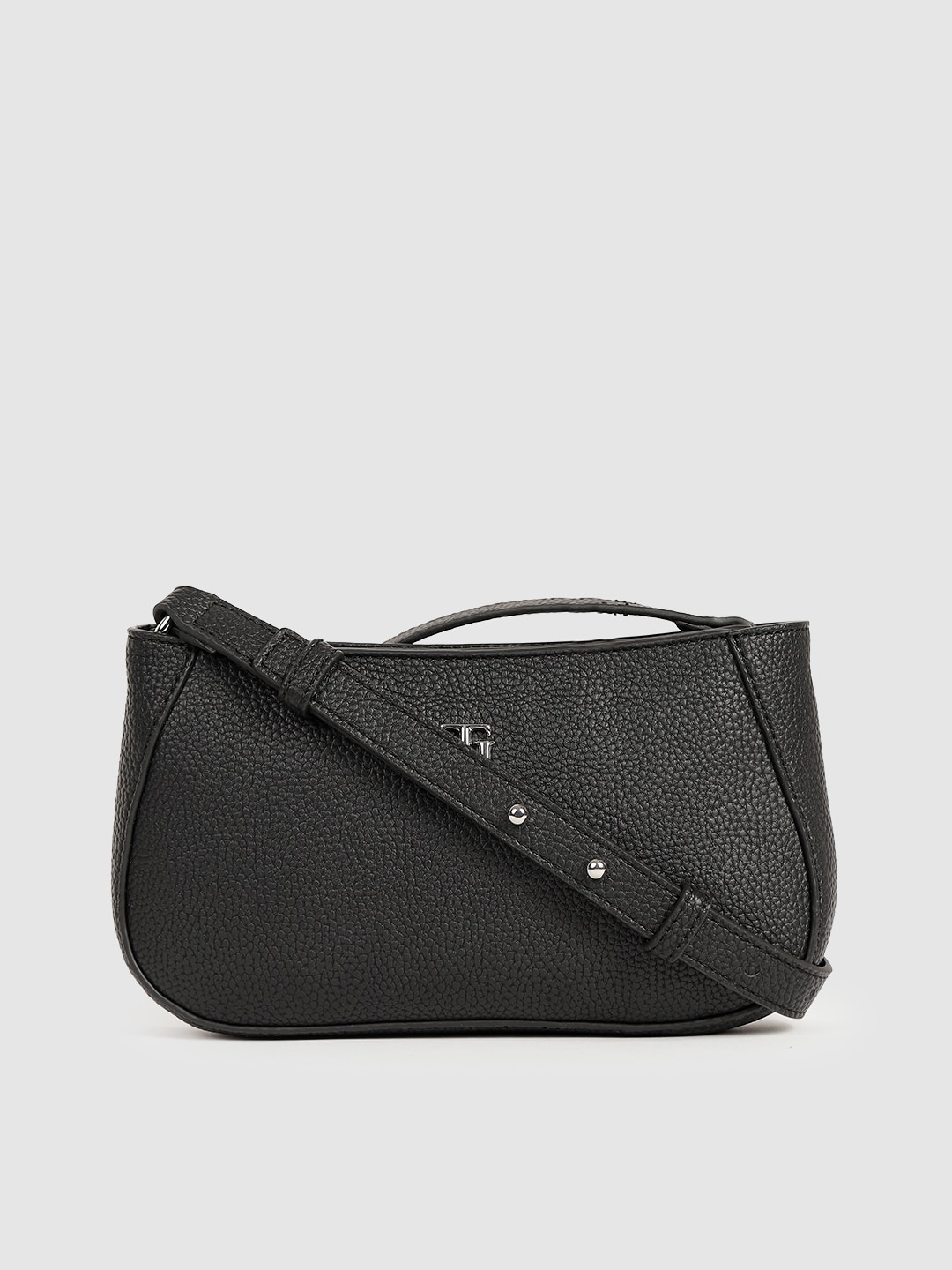 

Tommy Hilfiger Black Solid Sling Bag
