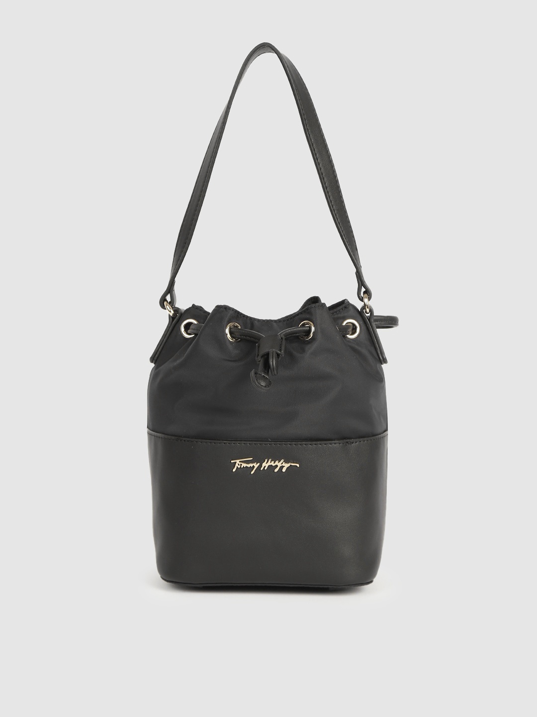 

Tommy Hilfiger Black Solid Shoulder Bag