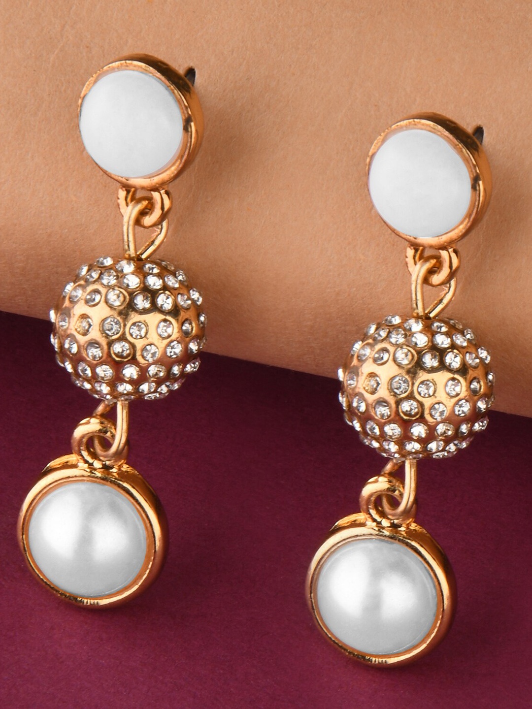 

Lilly & sparkle Gold-Toned Circular Drop Earrings