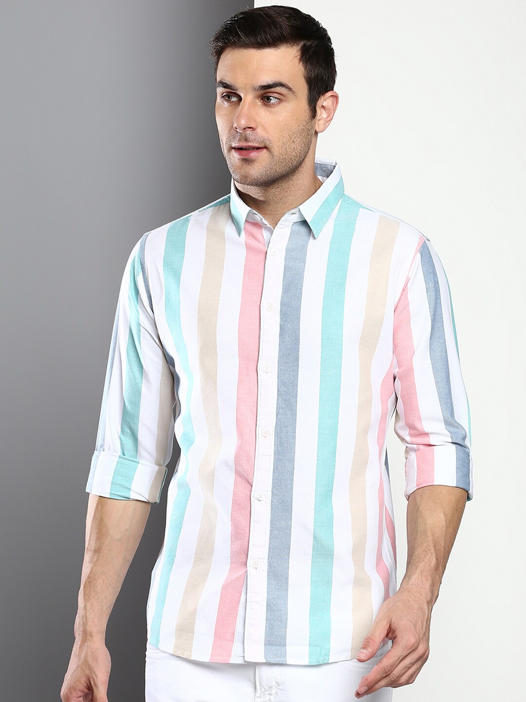 

Dennis Lingo Men Teal Slim Fit Striped Casual Shirt