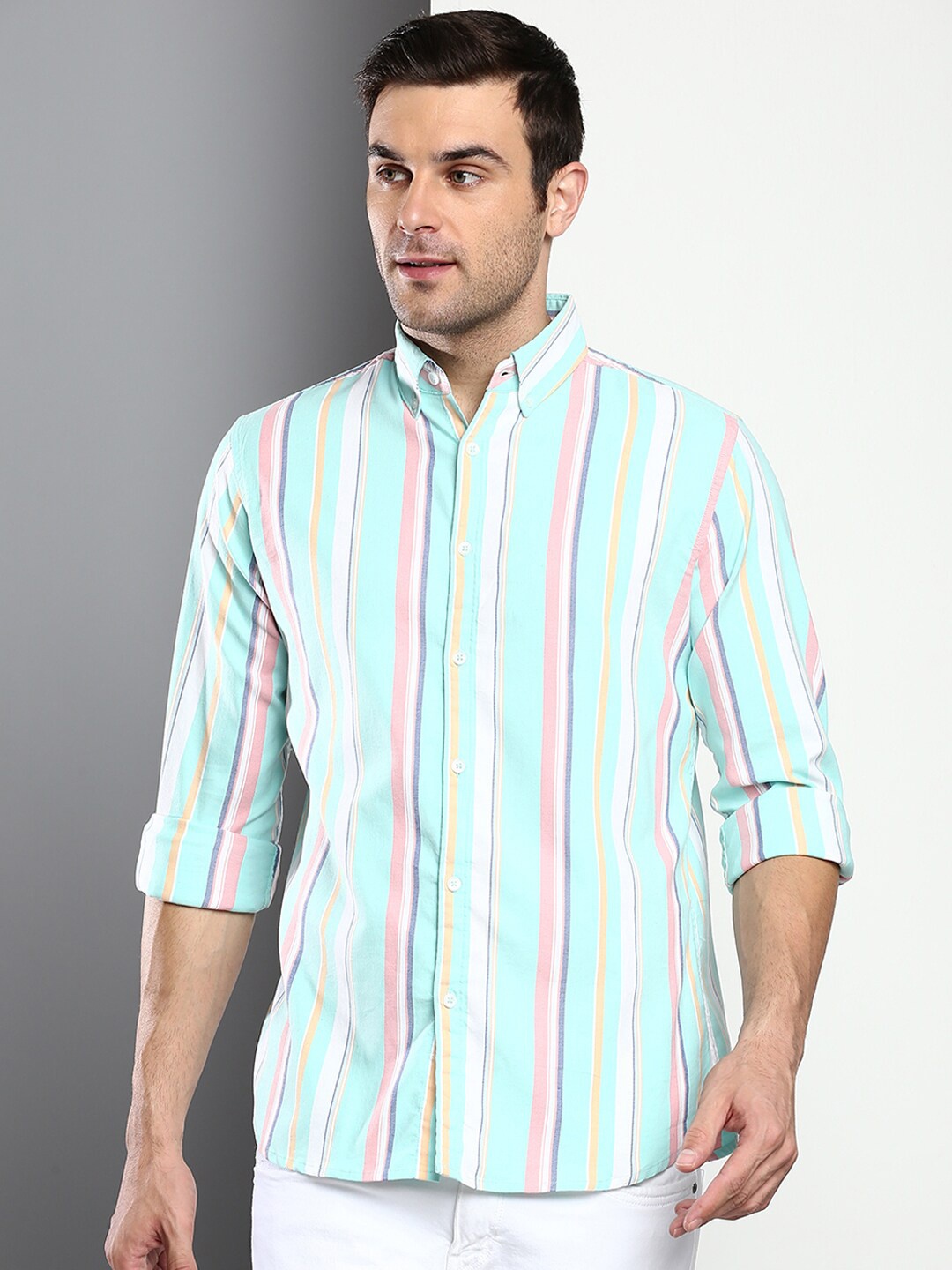 

Dennis Lingo Men Green Slim Fit Striped Casual Shirt