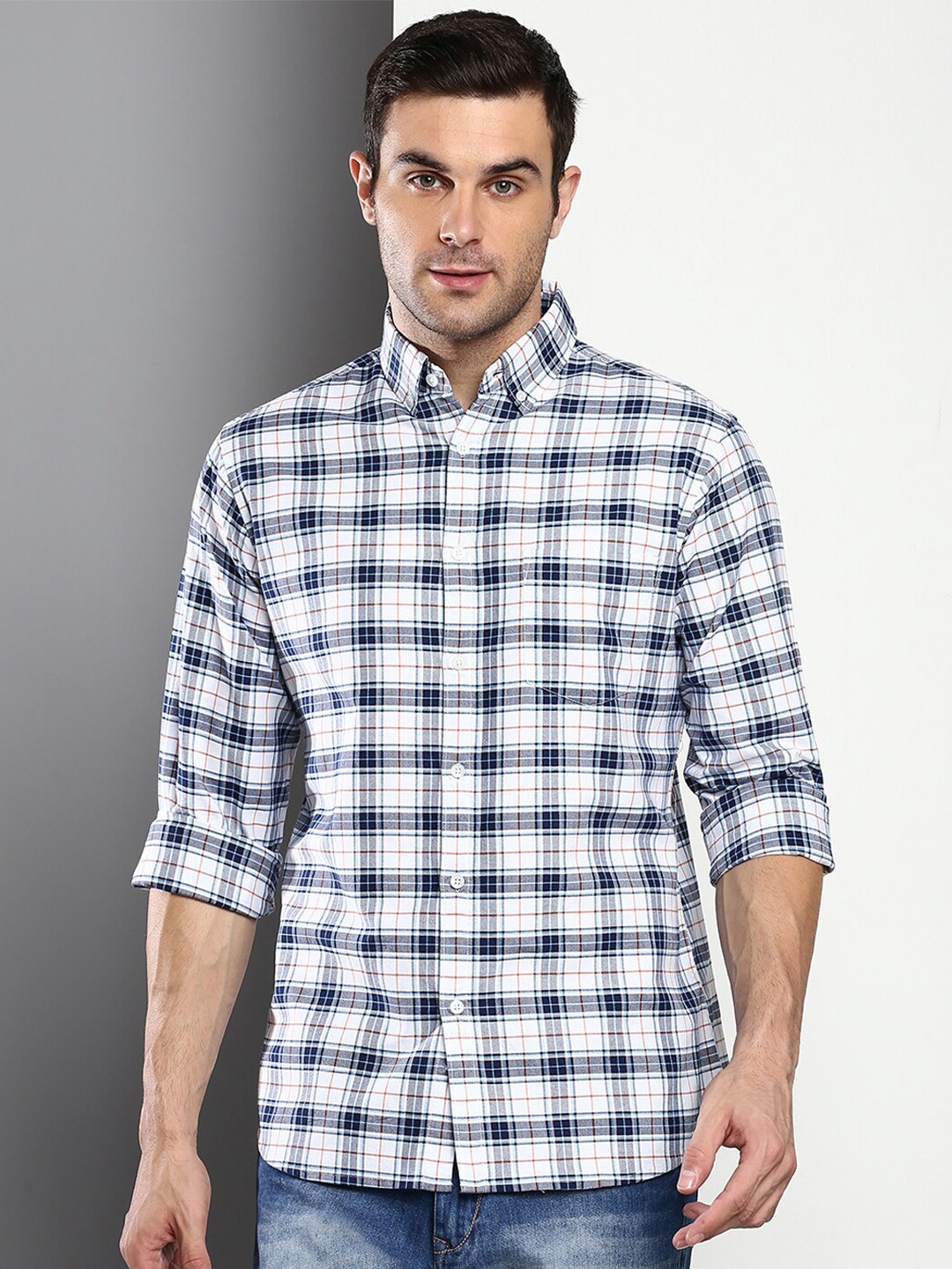 

Dennis Lingo Men White Slim Fit Tartan Checks Checked Casual Shirt