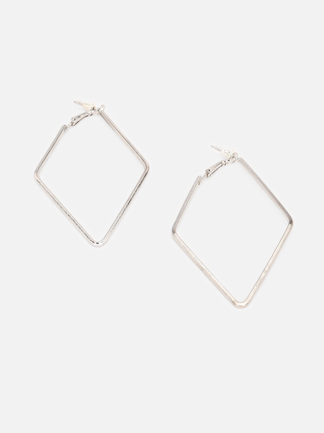 

FOREVER 21 Silver-Toned Contemporary Hoop Earrings