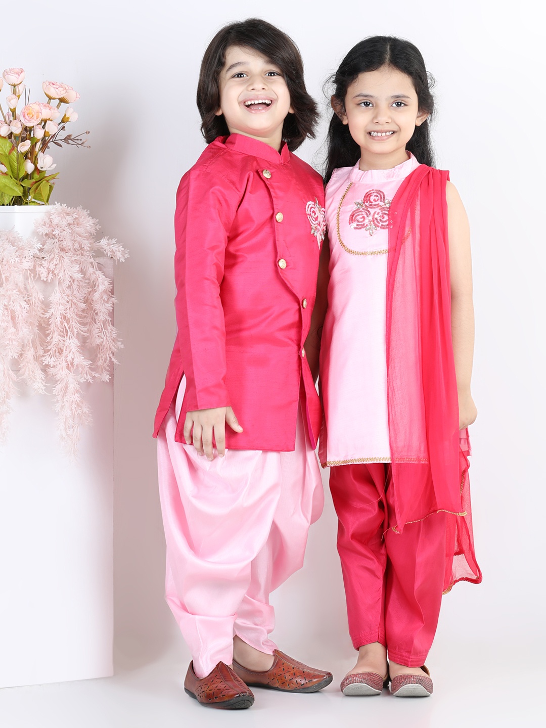 

BownBee Girls Pink Hand Embroidered Silk Kurta with Patiala & Dupatta