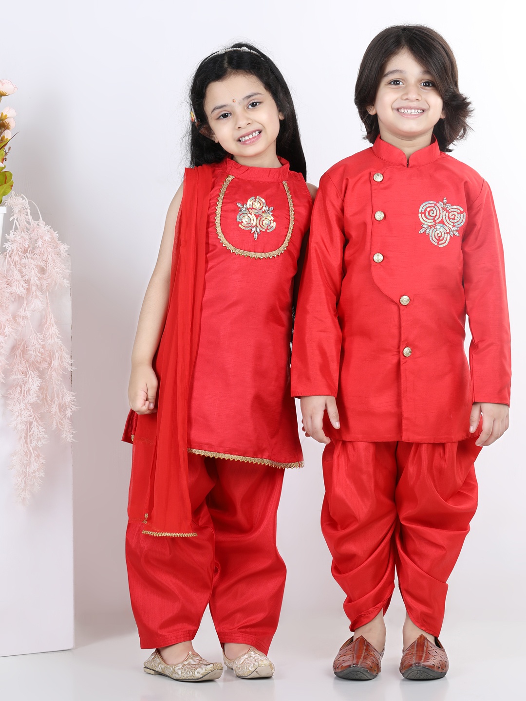 

BownBee Girls Red Hand Embroidered Silk Kurti With Salwar & Dupatta