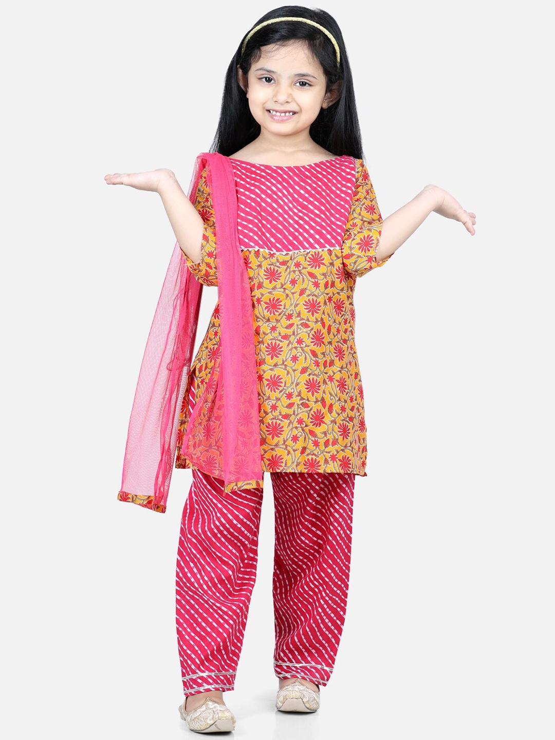 

BownBee Girls Blue Pure Cotton Printed Kurti with Salwar & Dupatta