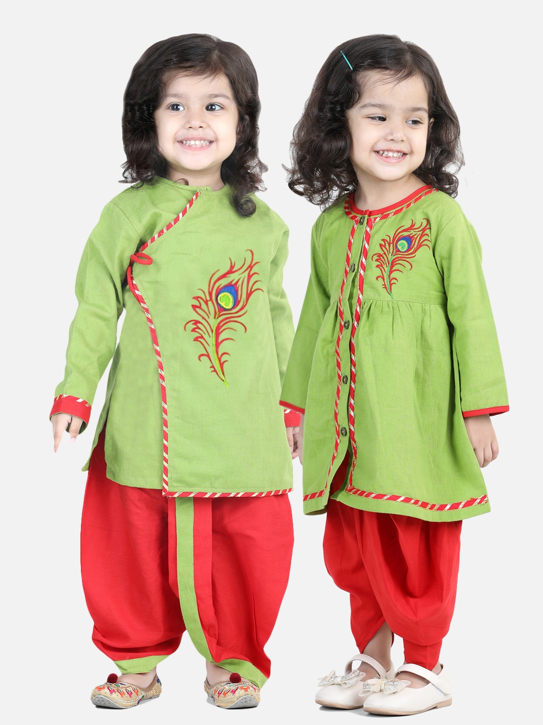 

BownBee Girls Green & Red Cotton Embroidered Kurta with Dhoti Pants