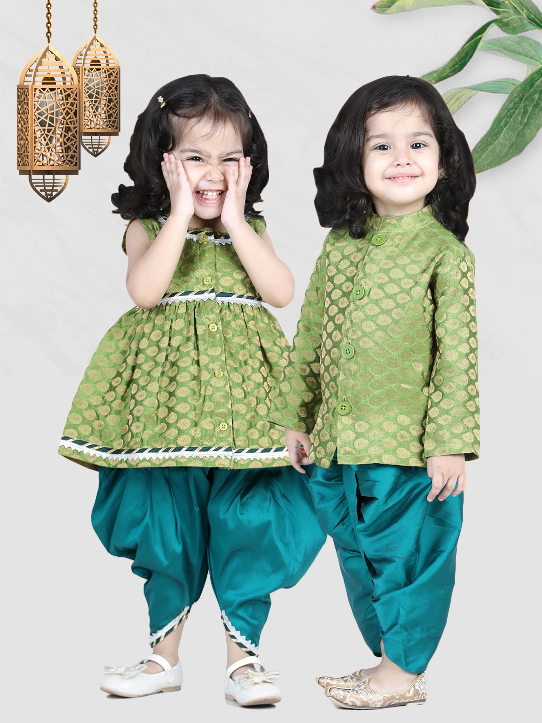 

BownBee Boys Green Printed Jacquard Full Sleeves Sherwani