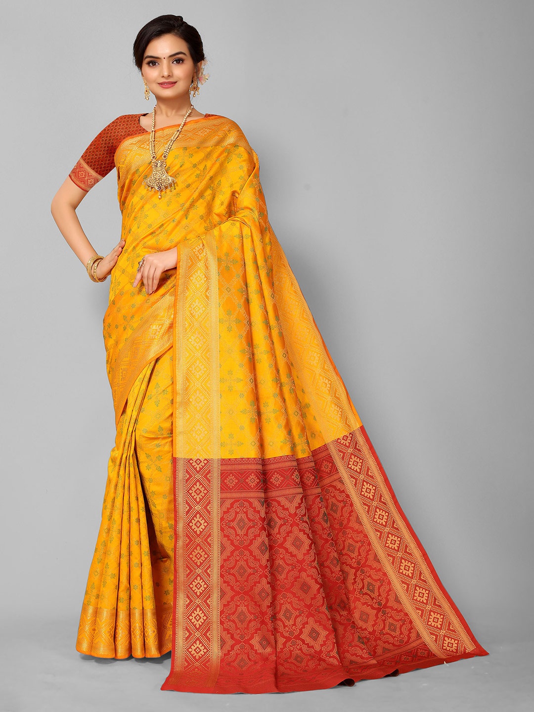 

Mitera Mustard & Gold-Toned Woven Design Zari Silk Blend Kanjeevaram Saree