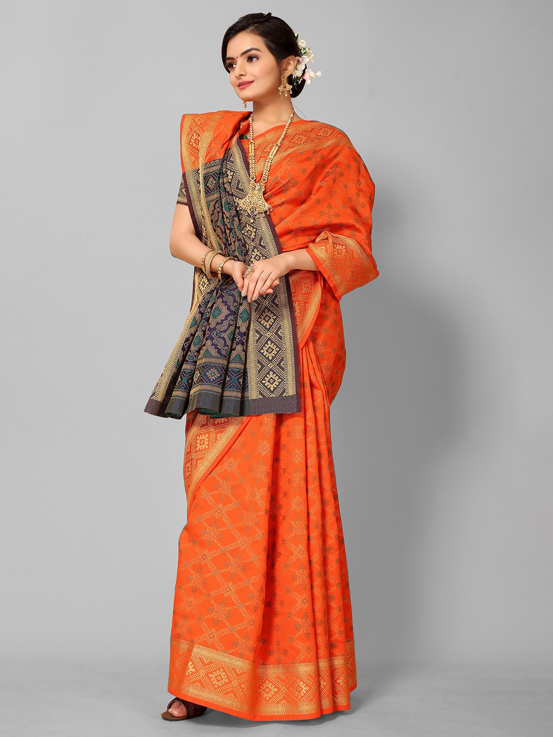 

Mitera Rust & Navy Blue Woven Design Silk Blend Kanjeevaram Saree