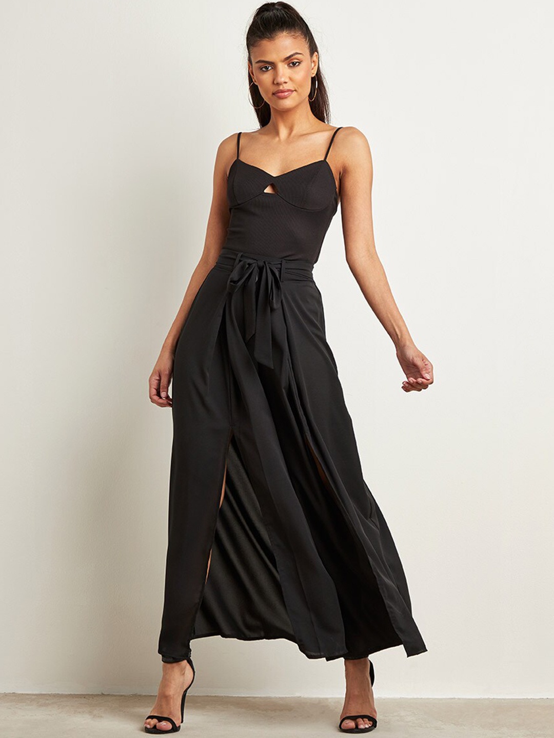 

Styli Women Black Front Split Detail Wide Leg Trouser