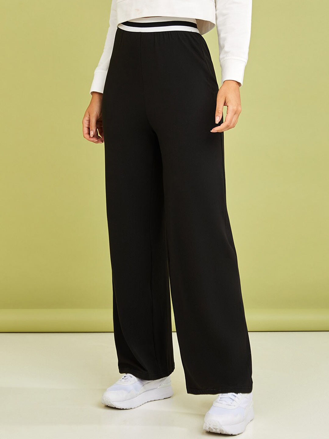 

Styli Women Black High Rise Wide Leg Pants