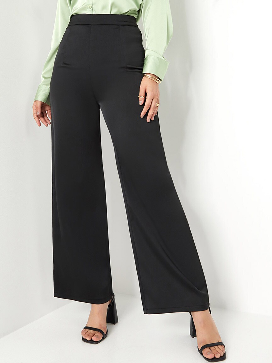 

Styli Women Black Satin Wide Leg Trouser with Concealed Zip