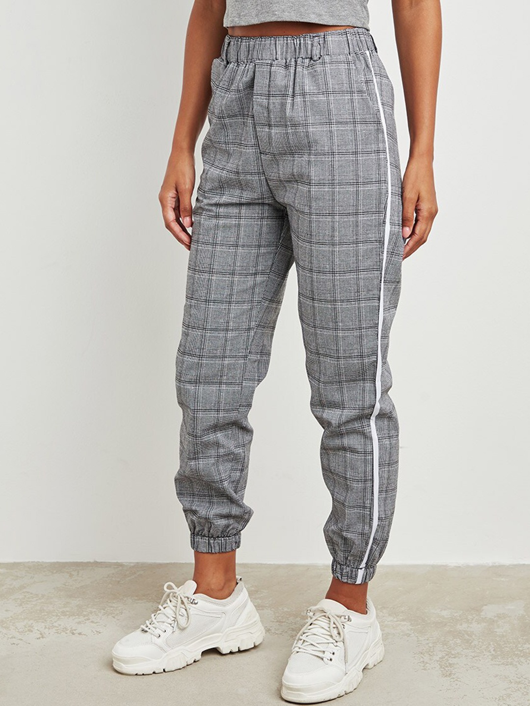 

Styli Women Grey Checked High Waisted Pants with Side Stripe Panel