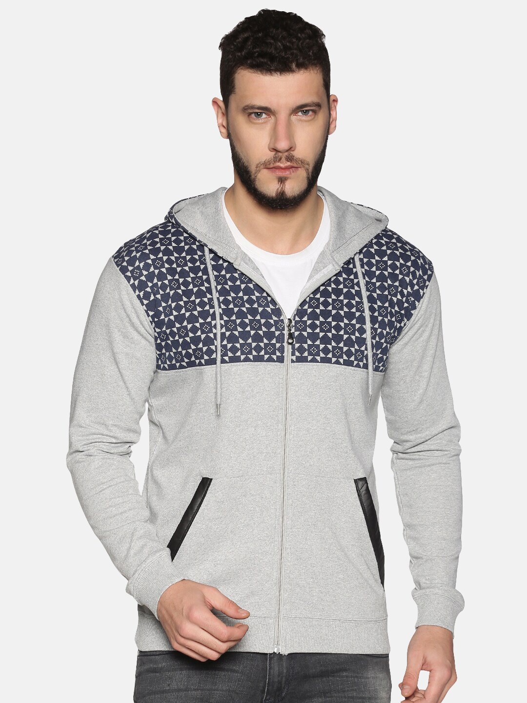 

UrGear Men Grey Printed Hooded Sweatshirt