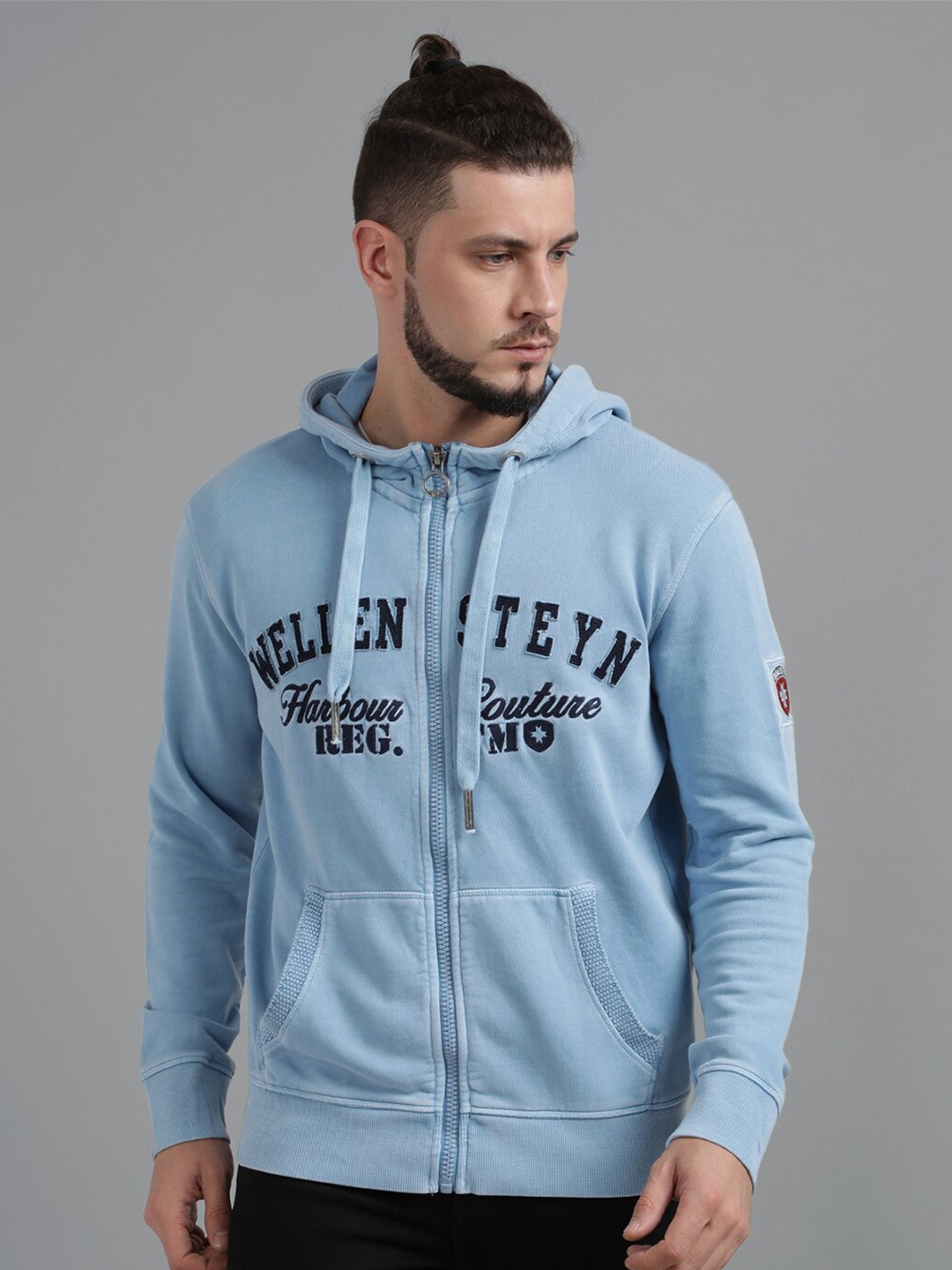 

UrGear Men Blue Printed Hooded Sweatshirt